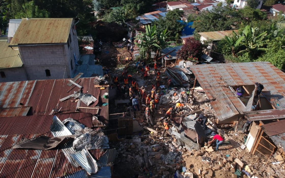 Así amanece San Marcos La Laguna, luego de la tragedia en la que murieron 4 personas sepultadas por una piedra