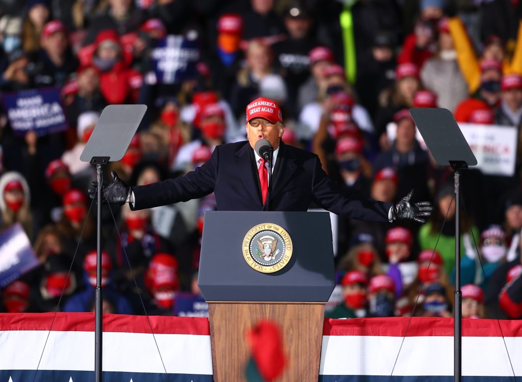 Donald Trump cierra campaña augurando “otra maravillosa victoria”