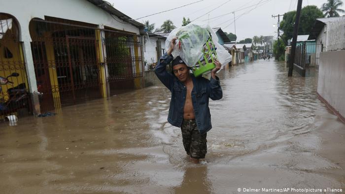 Tormenta Eta entra a Honduras tras dejar cuatro muertos e inundaciones en Centroamérica