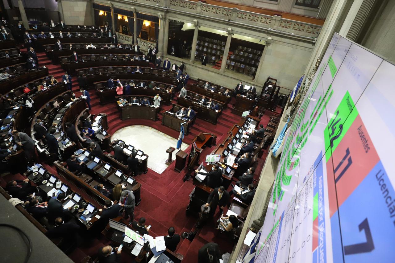 “No me puedo quedar de brazos cruzados”: Artistas se indignan por la aprobación del presupuesto 2021