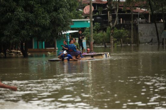 Las imágenes que muestran el drama que viven los afectados por Iota