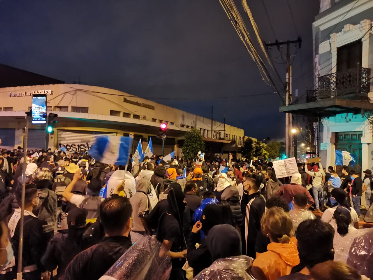 Así fueron las protestas en cercanías al Congreso de Guatemala