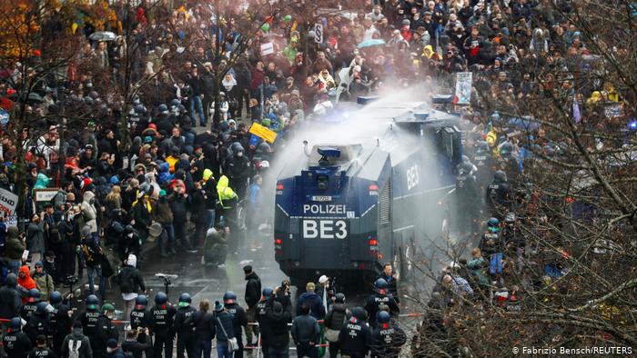 manifestación alemania antimascarillas