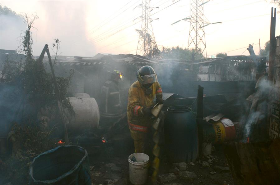 Explosión de camión que transportaba gas en México deja 14 fallecidos en Tepic-Guadalajara