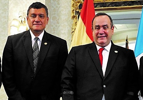 Diferencias entre Castillo y Giammattei quedan expuestas en un polémico tuit