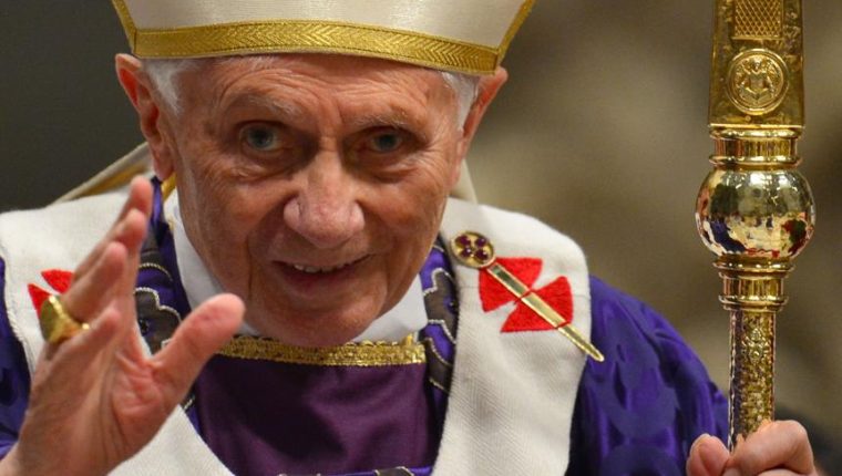 Benedicto XVI tiene dificultades para hablar: el Señor me quitó la palabra para hacerme apreciar el silencio