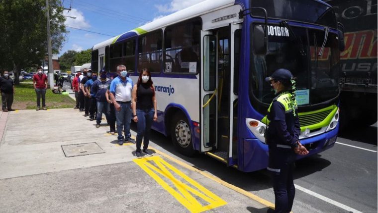 Conozca en qué rutas el transporte Express de Mixco permitirá pagos con tarjeta