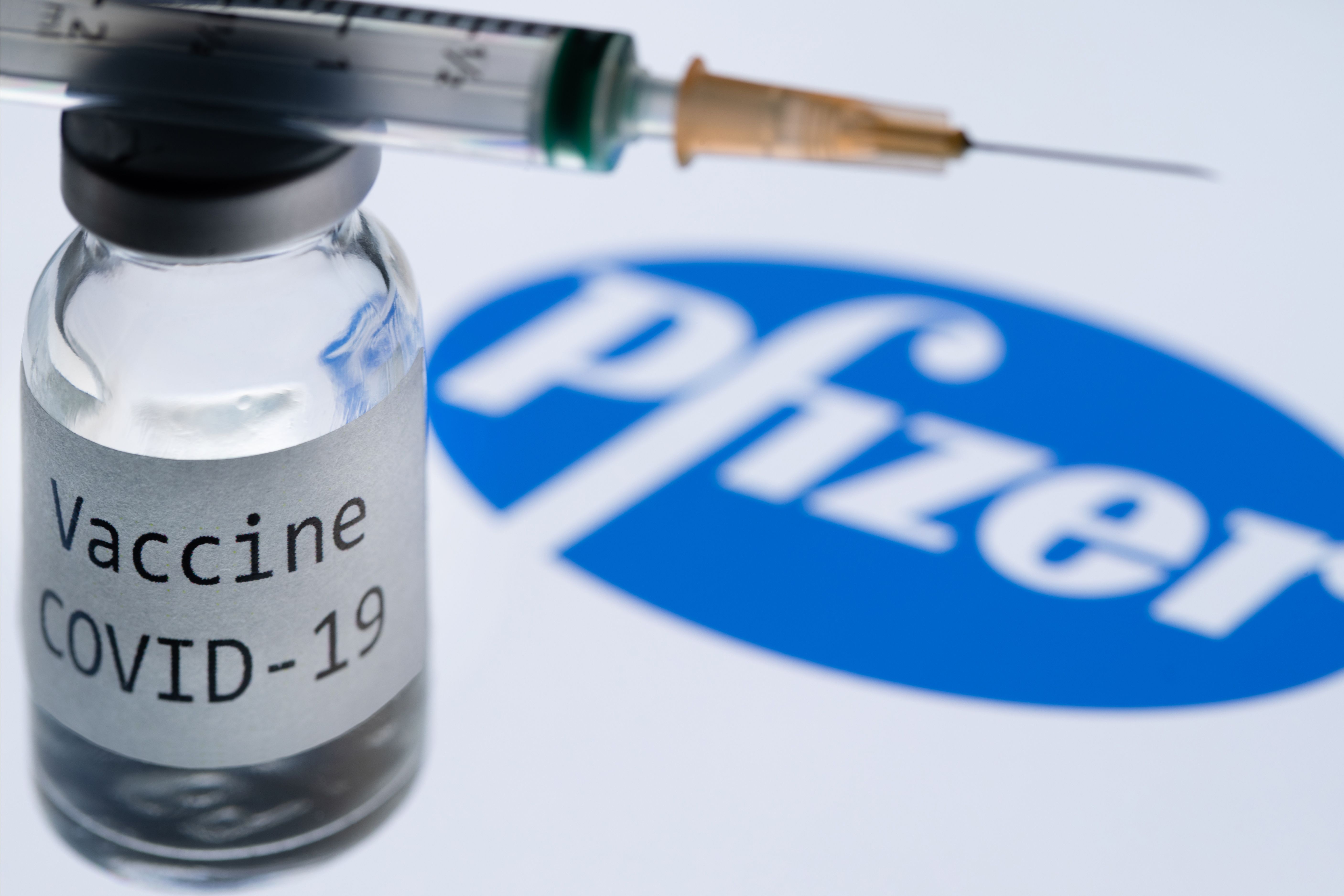 EE. UU. avanza hacia la aprobación de la vacuna Pfizer/BioNTech tras visto bueno de expertos