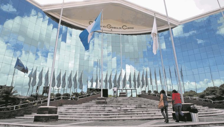 CGC revela que hay denuncias por dudas en el destino de Q28 millones en los hospitales San Juan de Dios y Roosevelt