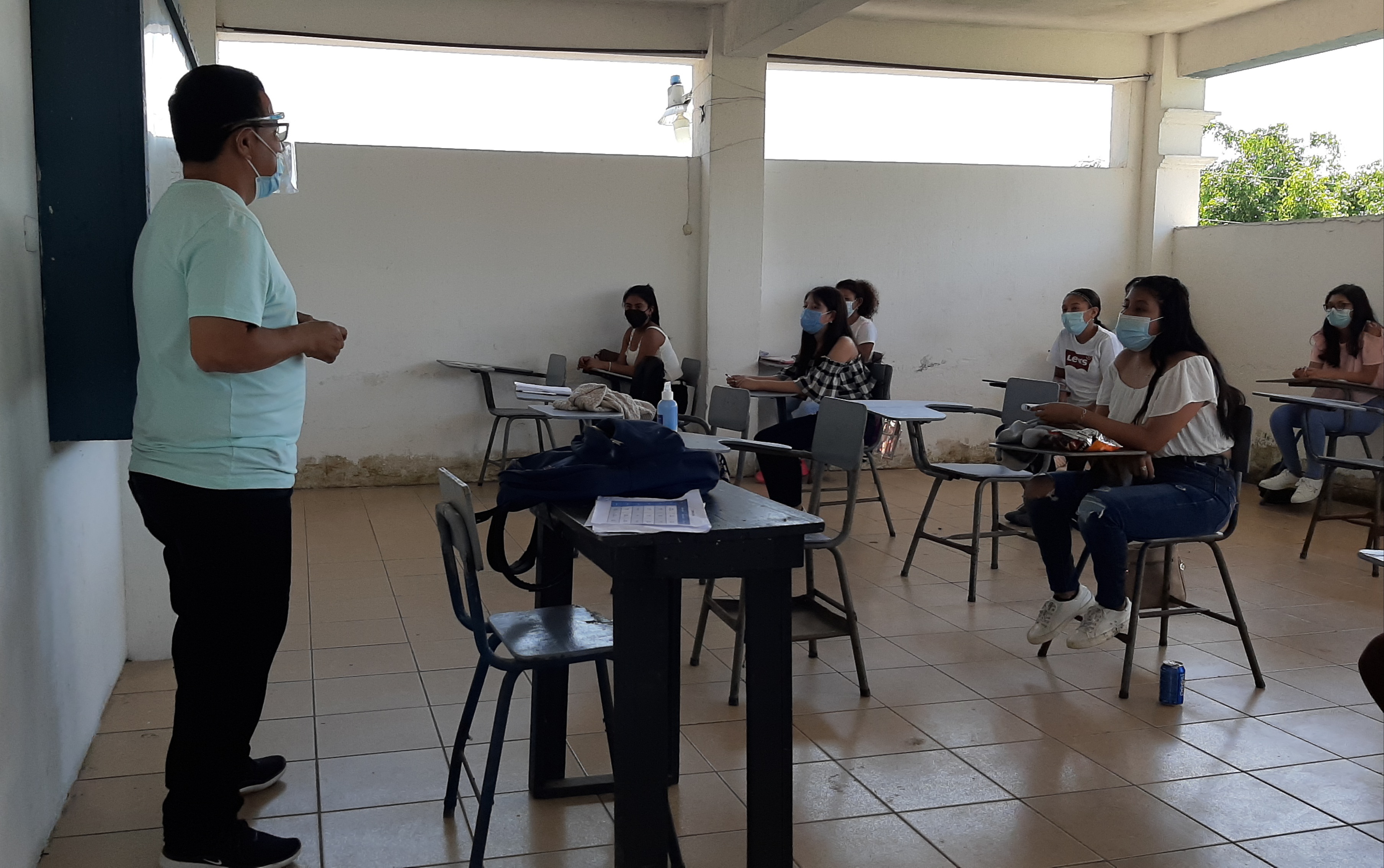 Con el método híbrido, varios colegios comienzan ciclo escolar en Retalhuleu