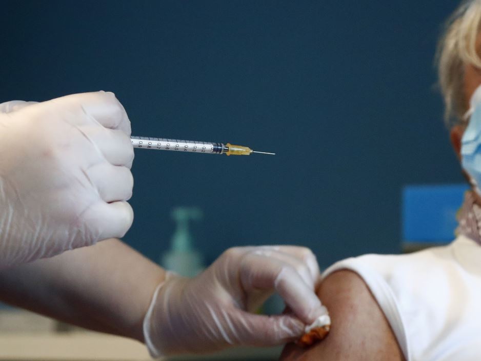 Autoridades afirman que siguen negociaciones para comprar vacuna contra el covid-19 y aún no hay fecha exacta para llegada de primer lote