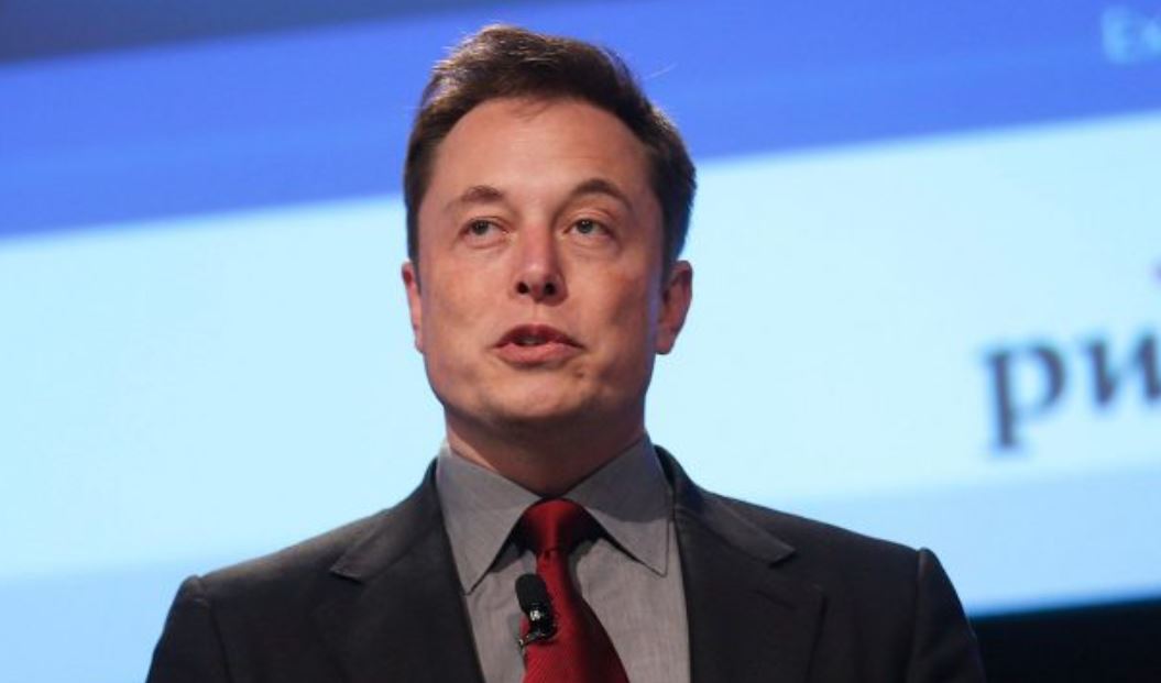 Esto fue lo que Elon Musk respondió a creador de videojuegos después de 154 mensajes