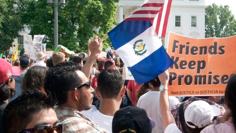 Claves de la reforma migratoria de Joe Biden que ya llegó al Congreso de Estados Unidos