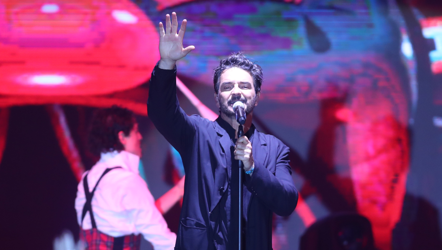 ¡De manteles largos! Ricardo Arjona está de cumpleaños este 19 de enero