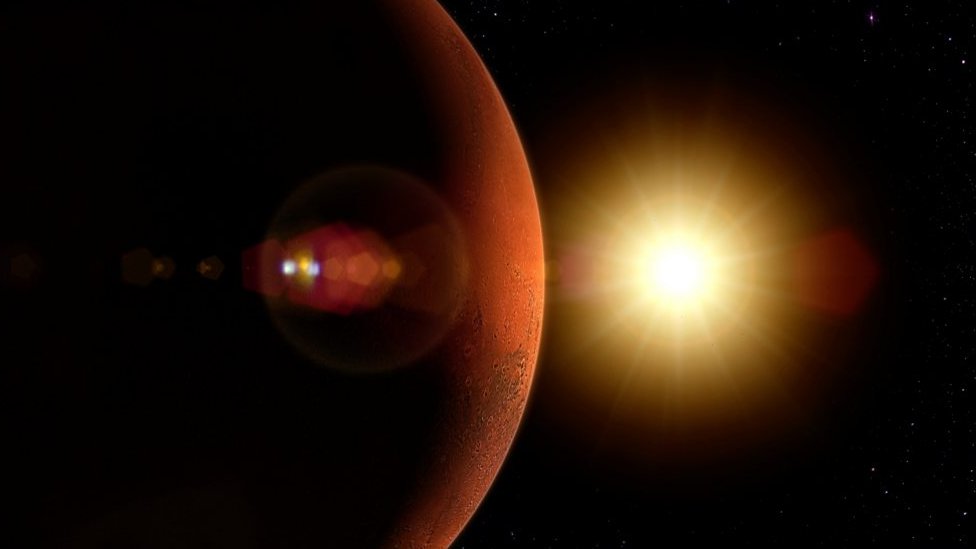 Marte: por qué 3 misiones espaciales de tres países diferentes llegarán al planeta rojo casi al mismo tiempo