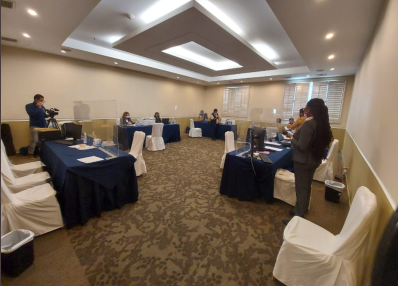 Usac recibe 19 expedientes para magistrados de la CC y ellos son los aspirantes