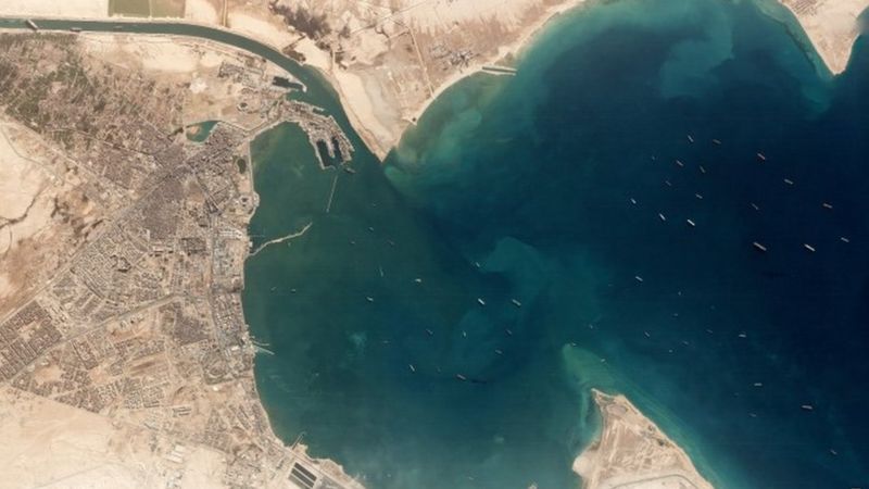 Canal de Suez: las impresionantes imágenes satelitales del impacto del bloqueo causado por el Ever Given