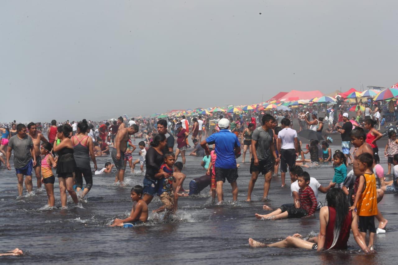 “Solo entre vendedores hay más de mil personas en Puerto San José”, afirmó concejal de la Municipalidad