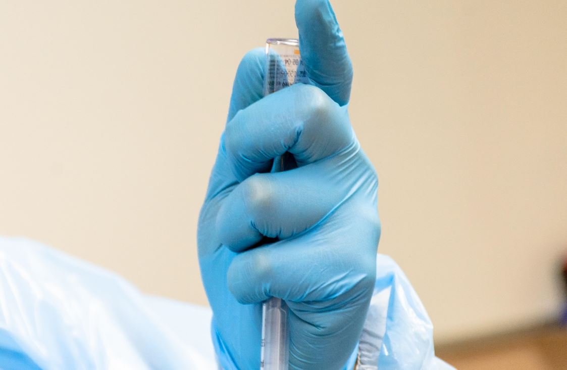 Asturias indica que Guatemala está en tercer ola de casos y Salud advierte por relajamiento de medidas