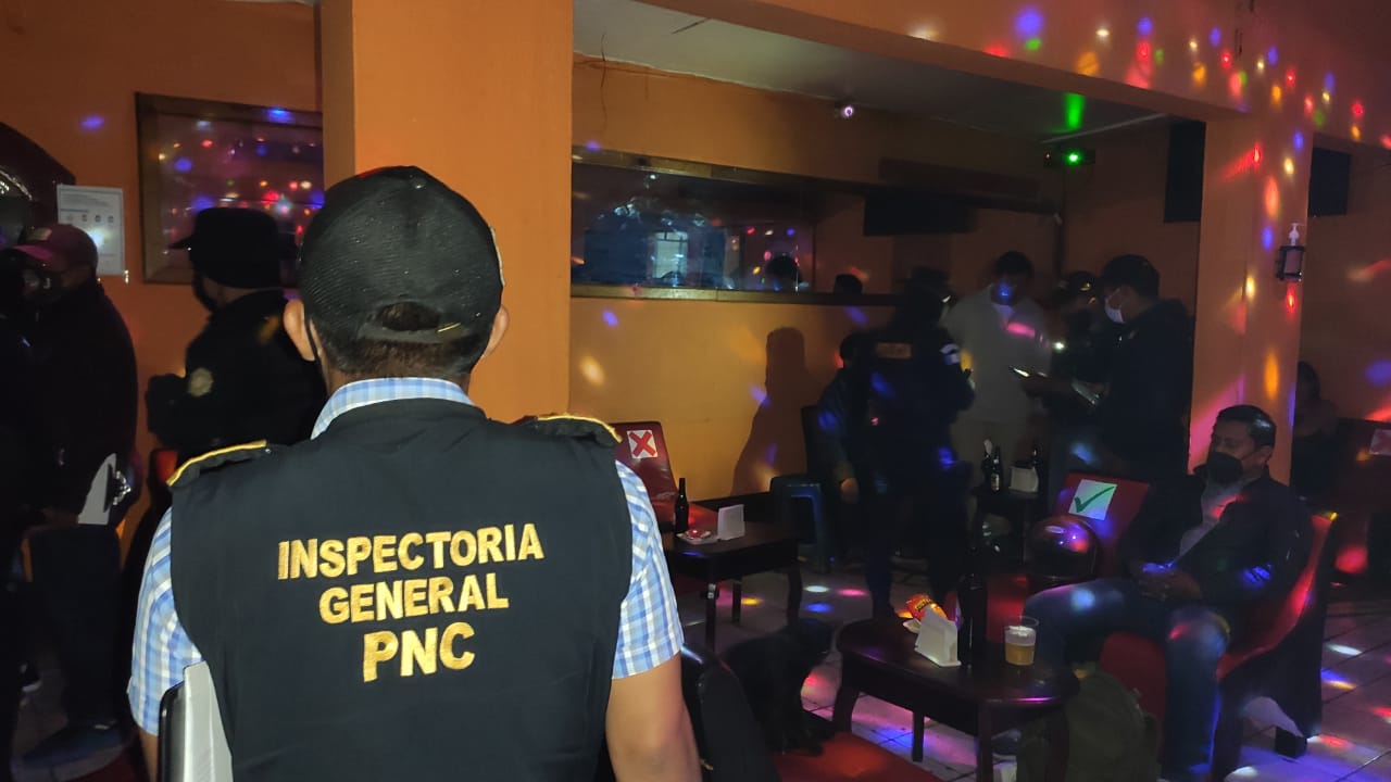 Verifican que centros nocturnos cumplan con disposiciones sanitarias