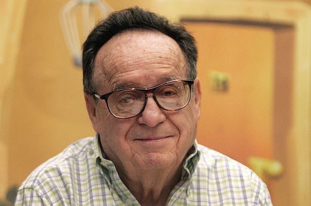Actor que podría interpretar a Chespirito