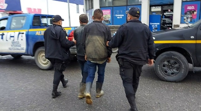 Conflicto de tierras entre familias deja cuatro muertos y tres detenidos