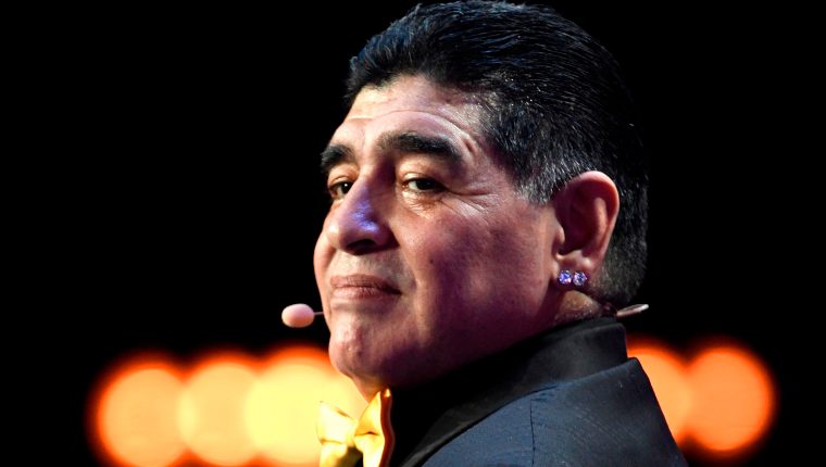 ¿Experiencia paranormal? Hermano de Maradona confiesa que habla con “El pelusa”