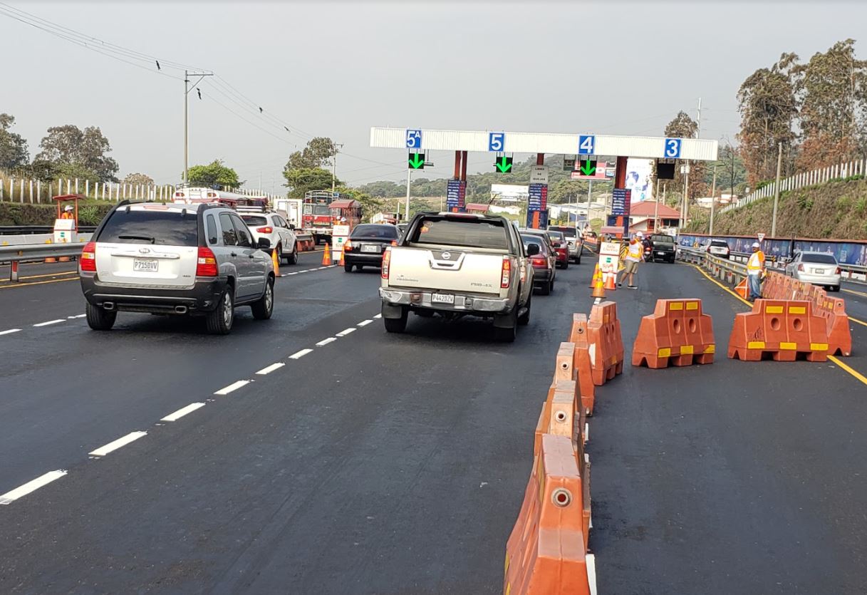 Más de 30 mil vehículos diarios pasarán en la autopista Palín-Escuintla en Semana Santa y este es el plan de las autoridades