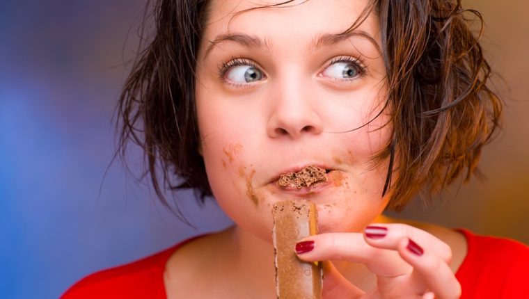 El ingrediente secreto del chocolate que lo hace ser tan sabroso (los microbios fermentados del cacao)
