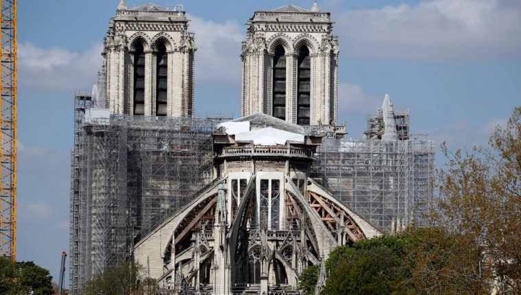 Notre Dame: así está la icónica catedral de París dos años después del devastador incendio que casi la destruye
