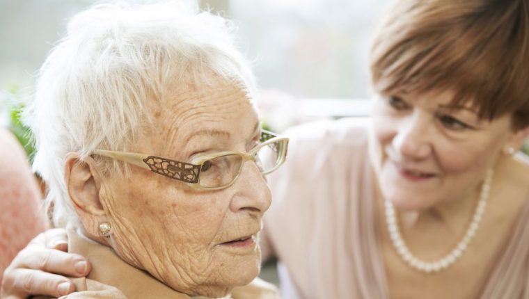 “Ni se dan cuenta que les pasó algo”: qué es el infarto cerebral “silencioso”, cómo afecta la memoria y cómo prevenirlo