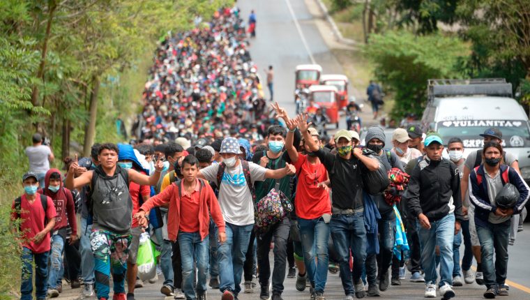 EE. UU. busca frenar la migración y considera transferencias de efectivo a Guatemala y otros países de Centroamérica