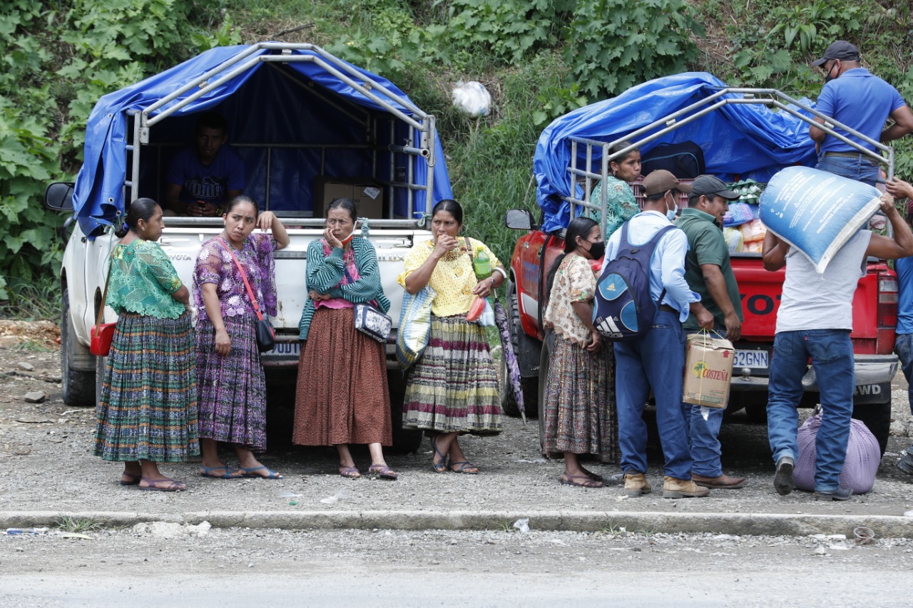 #VacunasYa | El miedo a las vacunas: una nueva tormenta en Cobán, Alta Verapaz