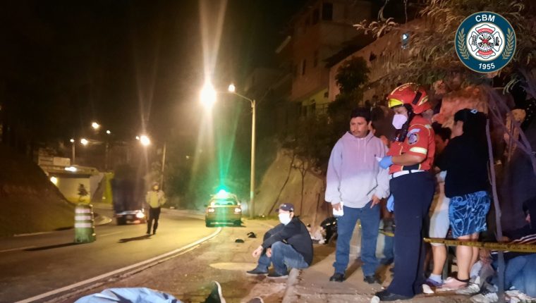 Balacera en el Periférico deja un presunto asaltante muerto