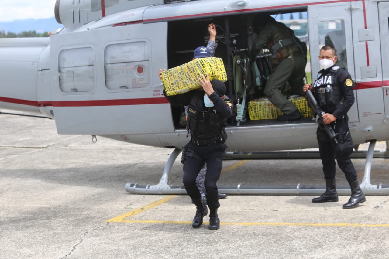 Trasladan droga incautada en Camotán, Chiquimula