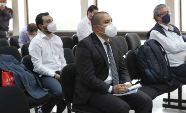 Exjefe de la SAT, Solórzano Foppa, y Aníbal Argüello quedan ligados a proceso por falsedad ideológica con agravación electoral