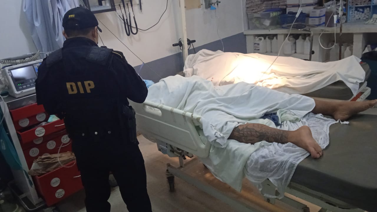 Policía y extorsionista muertos durante operativo contra extorsiones en Izabal