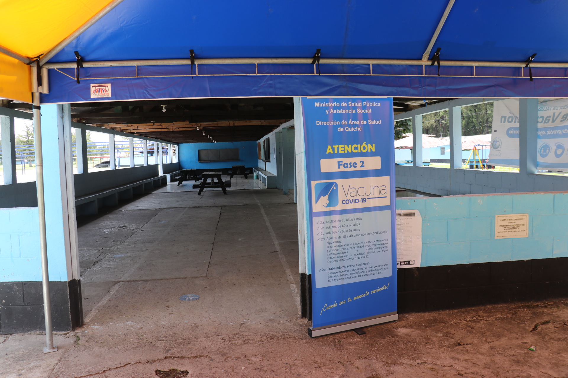 Los centros de vacunación contra el covid-19 en Quiché permanecen cerrados