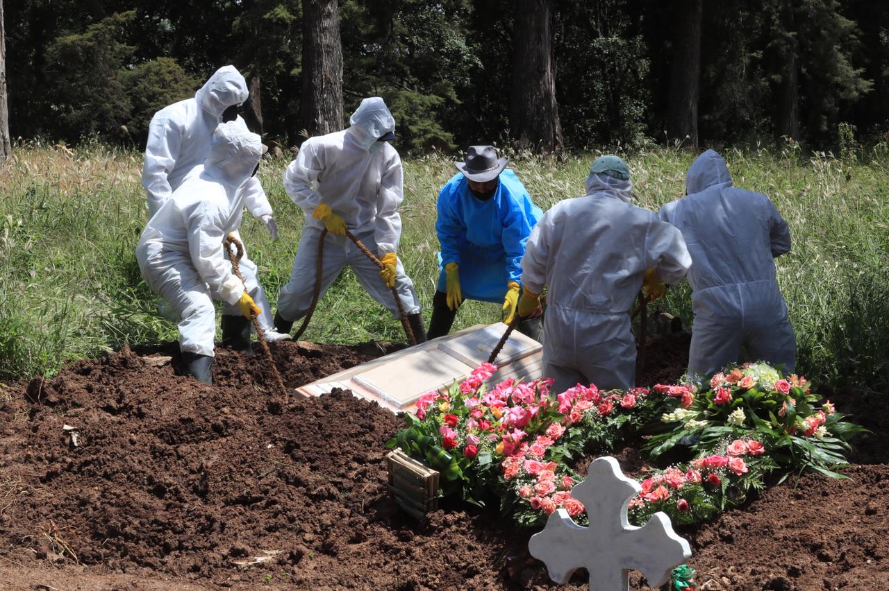 VIDEO| Cementerio La Verbena, el lugar donde moran las víctimas de covid-19