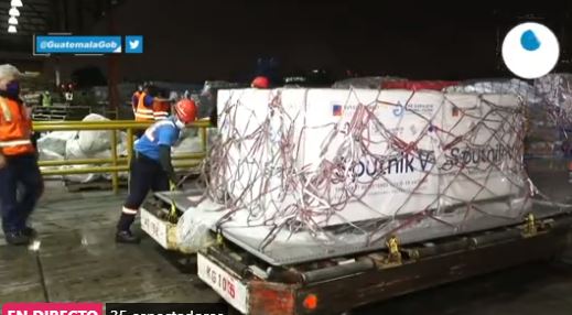 Sputnik V: Guatemala recibe 100 mil dosis de vacunas rusas, pero aún queda 88 por ciento pendiente de entregarse