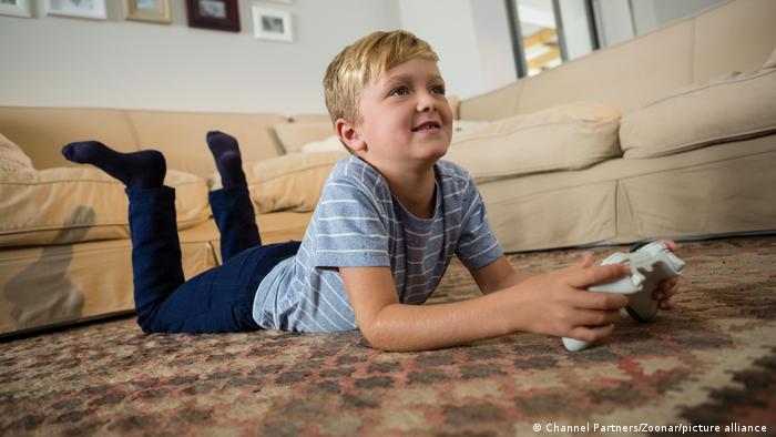 Alfombras tóxicas: estudio revela presencia de químicos “eternos” en el aire interior de hogares y escuelas