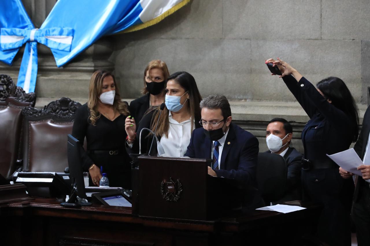 Videos: alegatos, gritos y desorden durante la discusión del estado de Calamidad en el Congreso