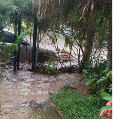 Lluvia de las últimas horas causa estragos en varias localidades del país