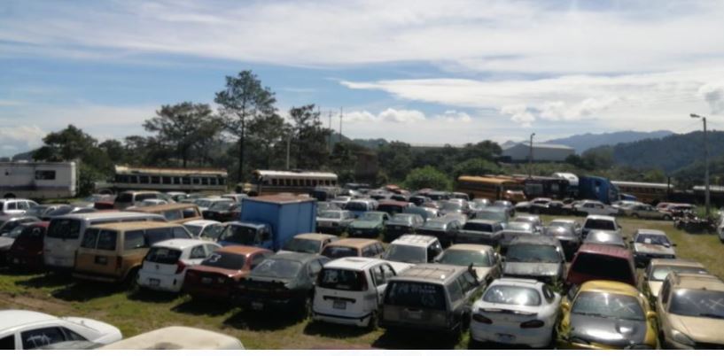 La Municipalidad de Guatemala sacará a la venta vehículos y motos chatarra o para desame