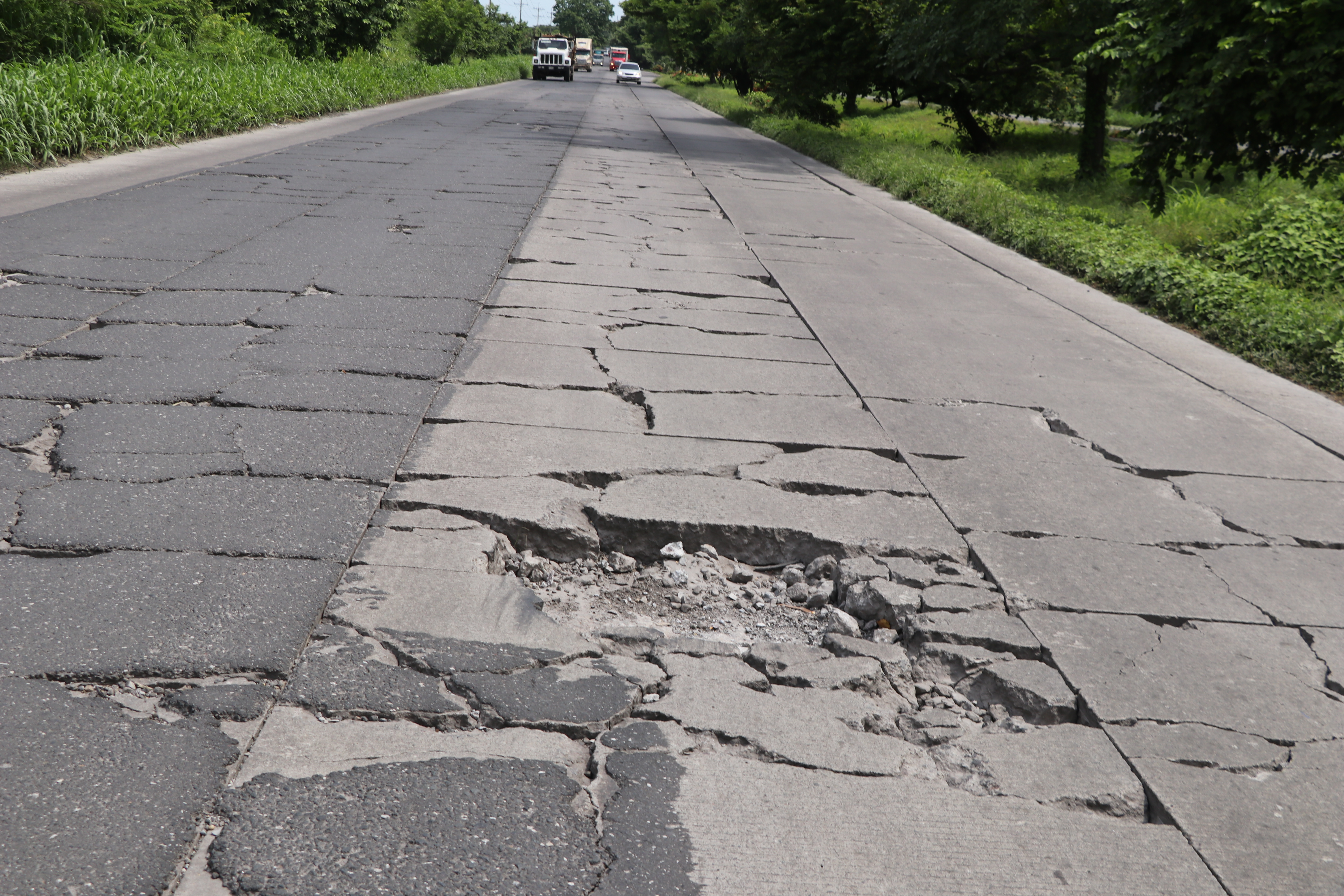 VIDEO | Autopista Puerto Quetzal sigue en pésimas condiciones