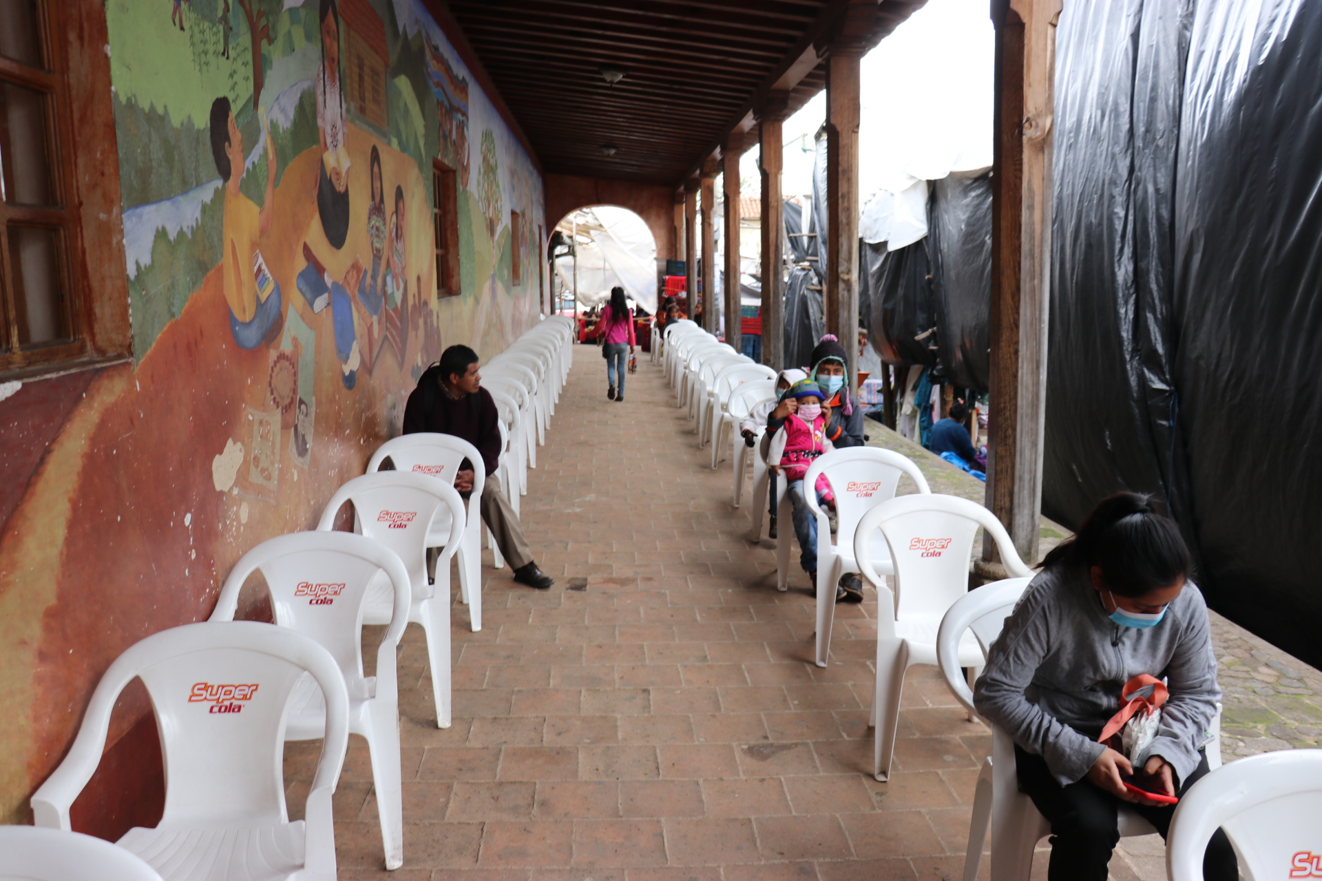 VIDEO | Proyecto de vacunación contra el covid-19 dirigido a personas de 18 años en adelante en Quiché no llena las expectativas