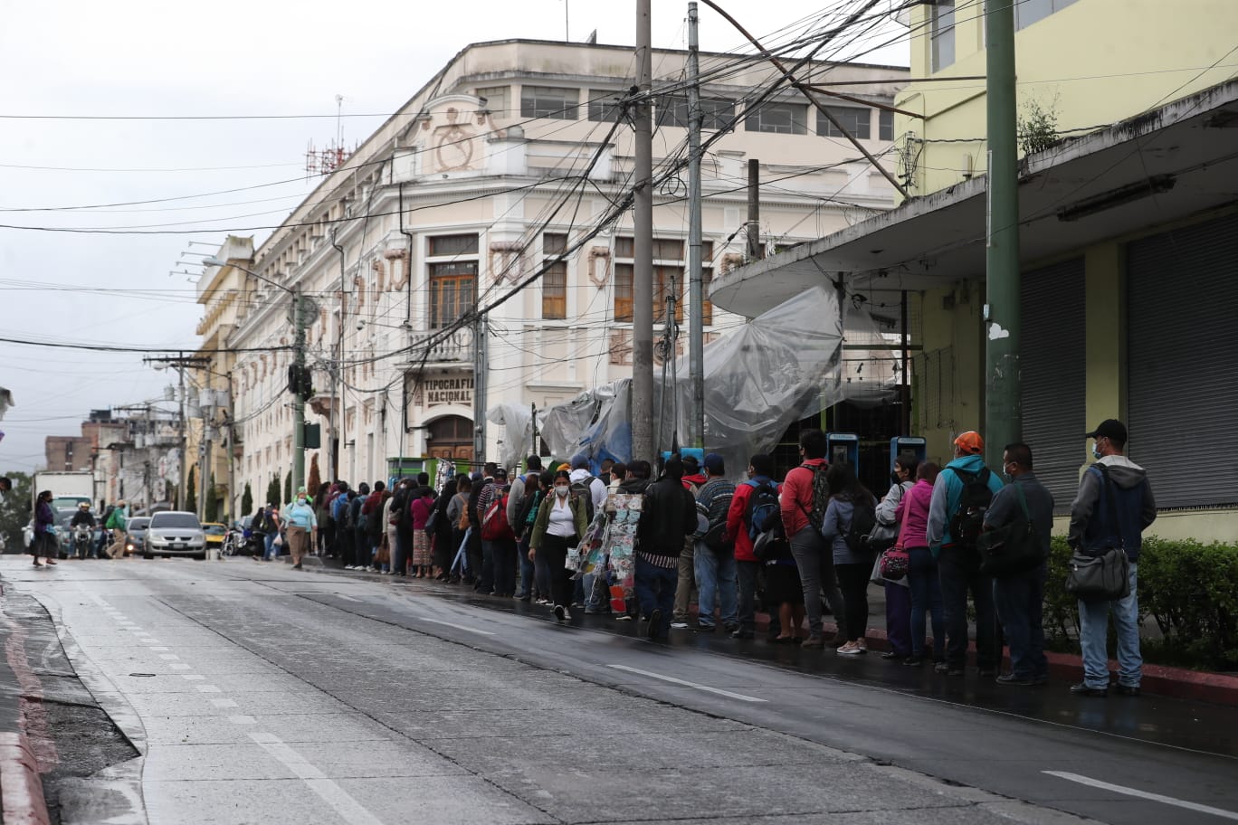 Tendencia de contagios de coronavirus sigue al alza en agosto y Guatemala vuelve a registrar más de cinco mil casos en 24 horas