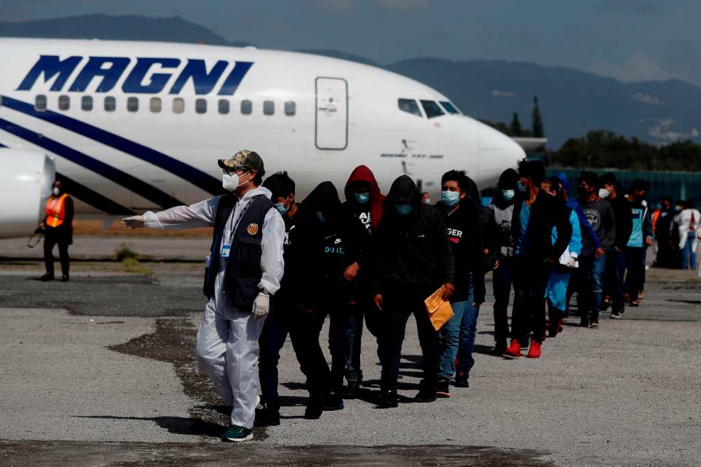 Migrantes: deportación de guatemaltecos desde Estados Unidos cae 79%, pero repunta desde México en 89%