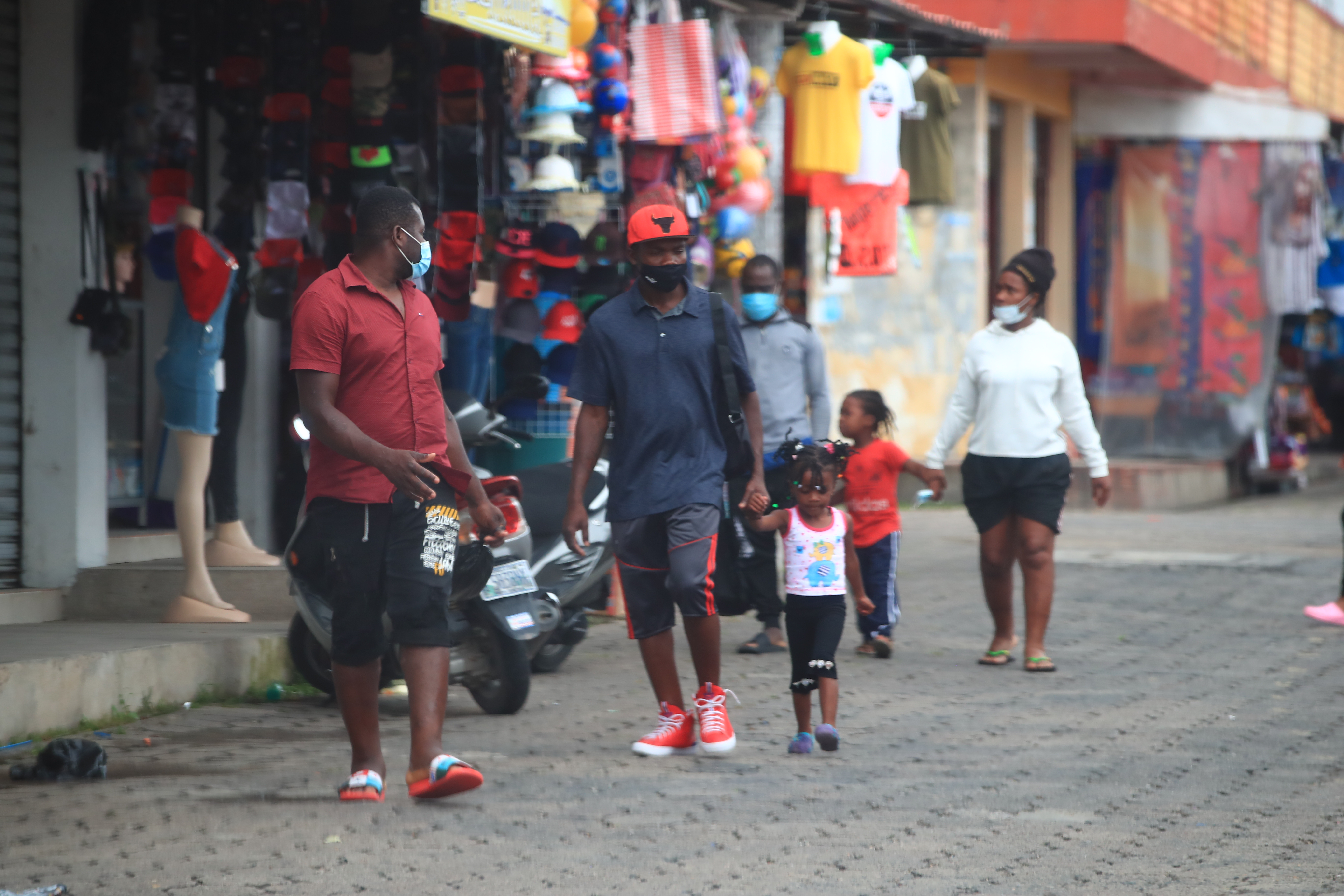 El éxodo de migrantes haitianos abarrota Esquipulas y bandas de coyotaje aprovechan a traficar (primera parte)