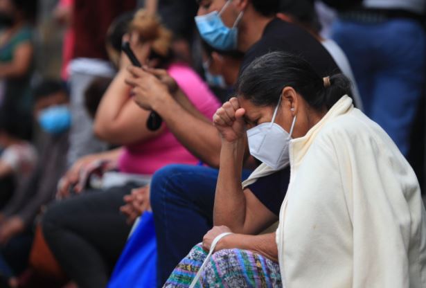 Salud reporta disminución de casos de covid-19 en el país y estas son las razones que explican las autoridades